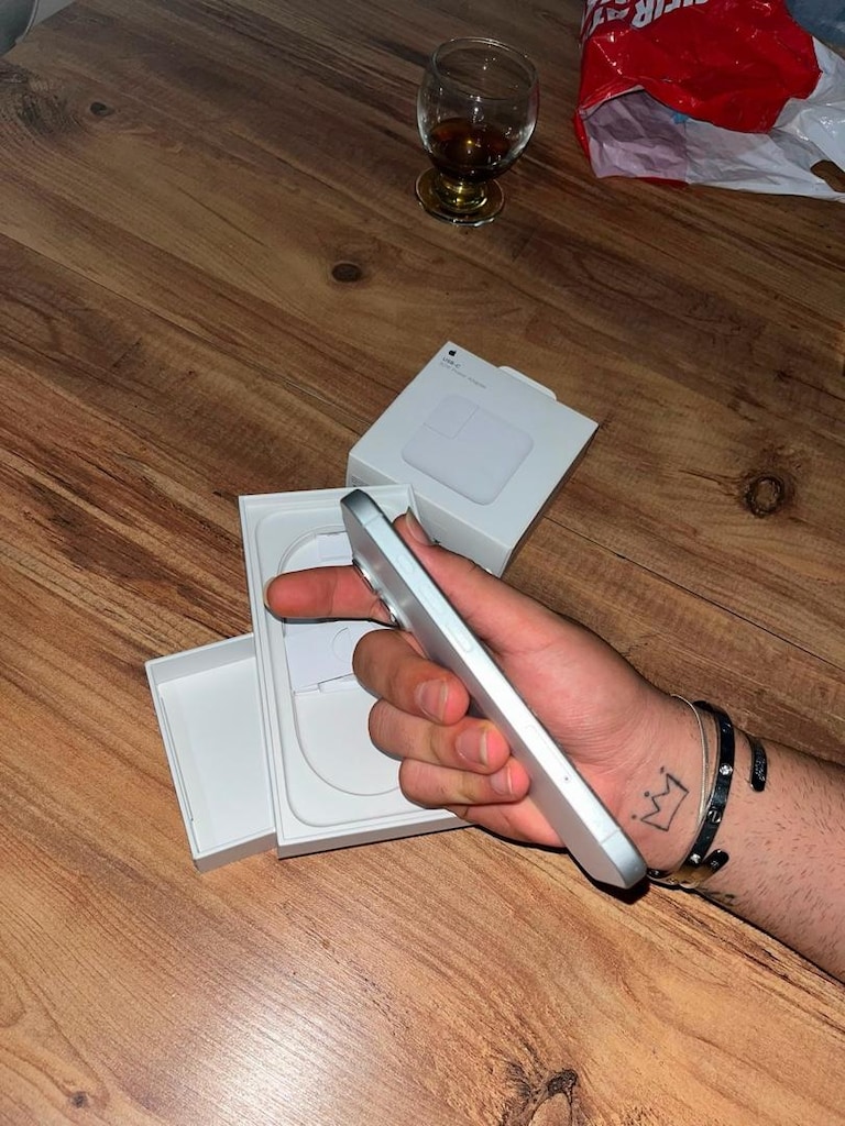 ACİL SATILIK İPHONE 17 256GB PAZARLIK VARDIRR - 2
