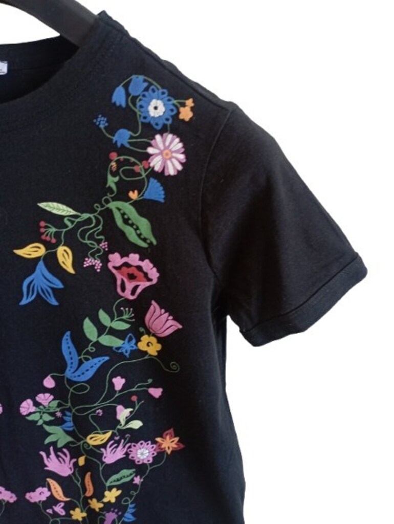 Zara Trafaluc Siyah Çiçek Baskılı Crop Bluz — görsel 7/9