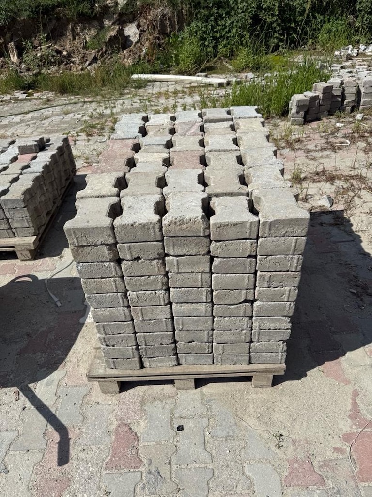 Kilit parke taş