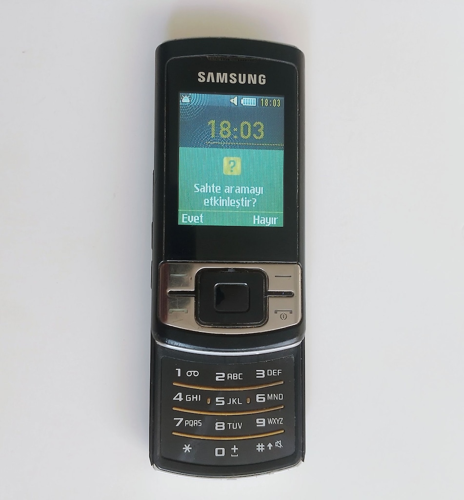 Samsung C3053 Kayan Kapaklı Cep Telefonu - 2