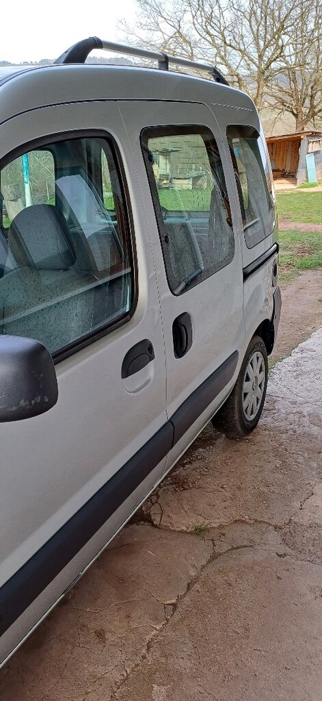reno kango1.5 dci klimalı 2005 - 6