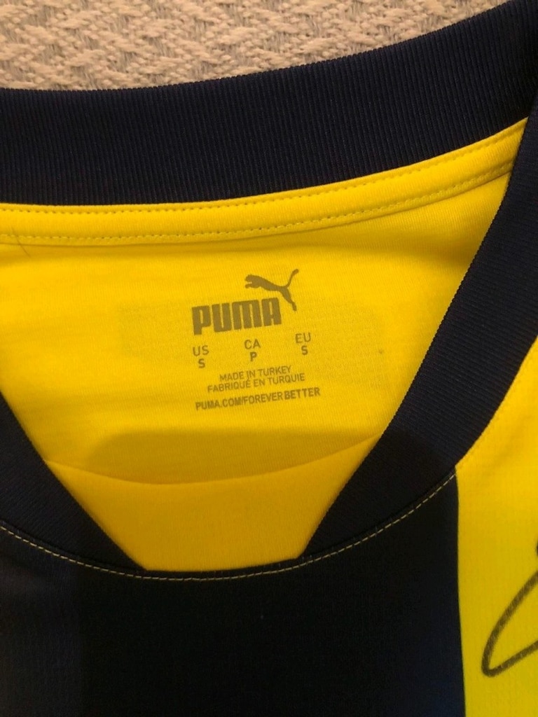 İMZALİ FENERBAHCE FORMASI - 2