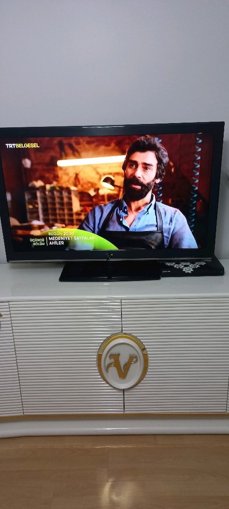 LG LCD 42 İNÇ ORJİNAL TV - 8