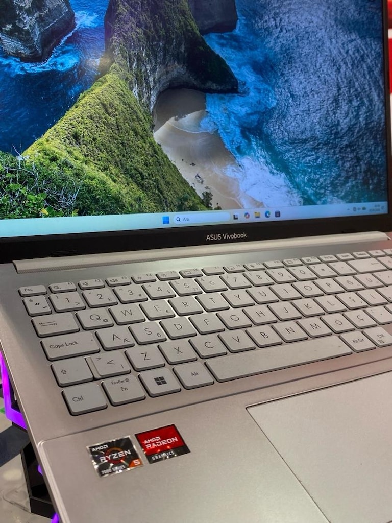 NİTRO BİLİŞİM’DEN 15 AY GARANTİLİ ASUS VIVOBOOK GO 15 RYZEN 5 - 5