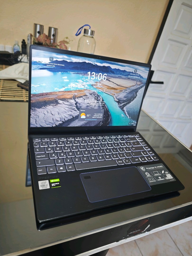 MSI PRESTIGE 14 A10SC | Intel i7 |MAX-Q | 512 GB SSD Gaming Laptop. - 3