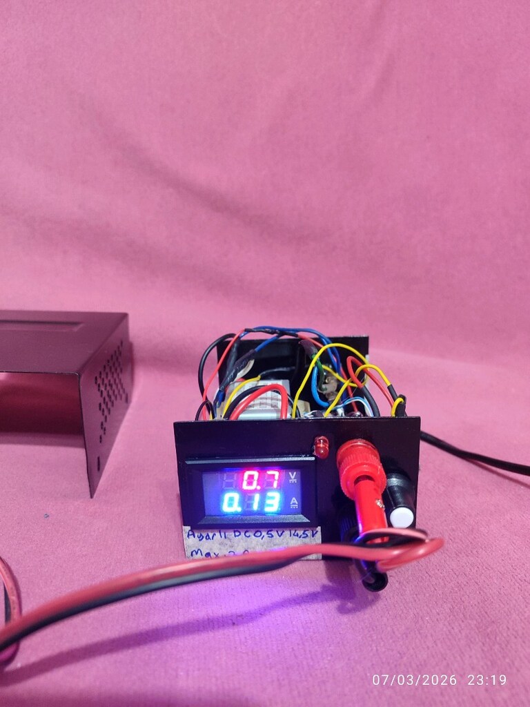 ayarlı0.5 14.5volt Mak 3 amper göstergeli adaptör 900tl - 3