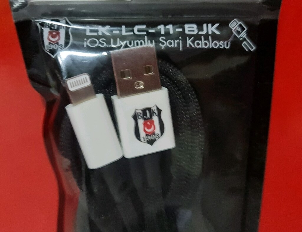 Beşiktaş Lisanslı İOS USB şarj kablosu. Sıfır Beşiktaş lisanslı ürünü - 2