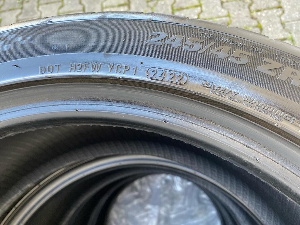 KUMHO MARKA YAZLIK LASTİK 245 45 19 Dot:2022 - 8
