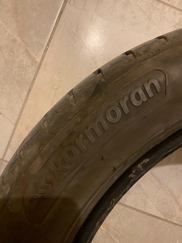 kormoron 205 /55 /zr17 95 w . 2012 model - 2