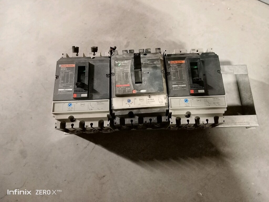 3 adet TMS sigorta 1 adet 160 1 adet 125 1 adet 100 amper olmak üzere - 4