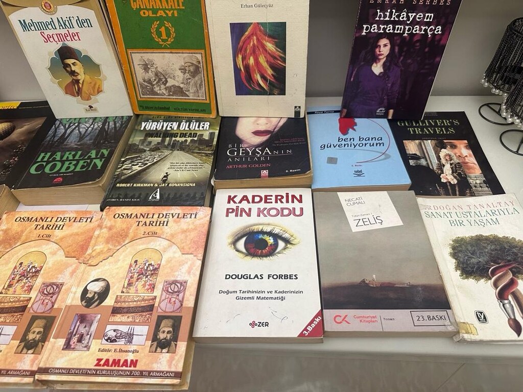 Kitaplar tek tek seçebilirsiniz hepsinin fiyatı farklı fiyat temsilidi - 6