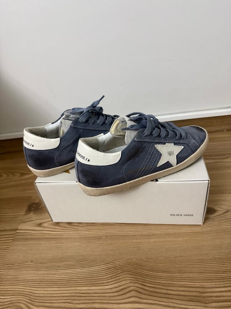 Golden goose sneaker