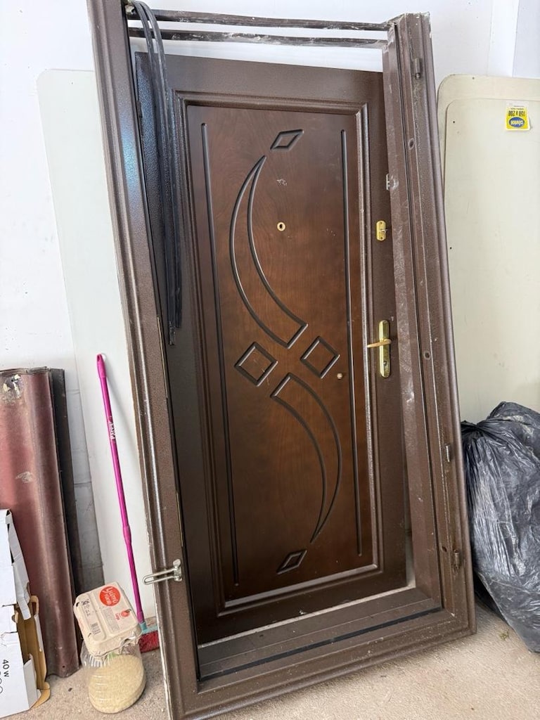 Çelik Kapı - 2