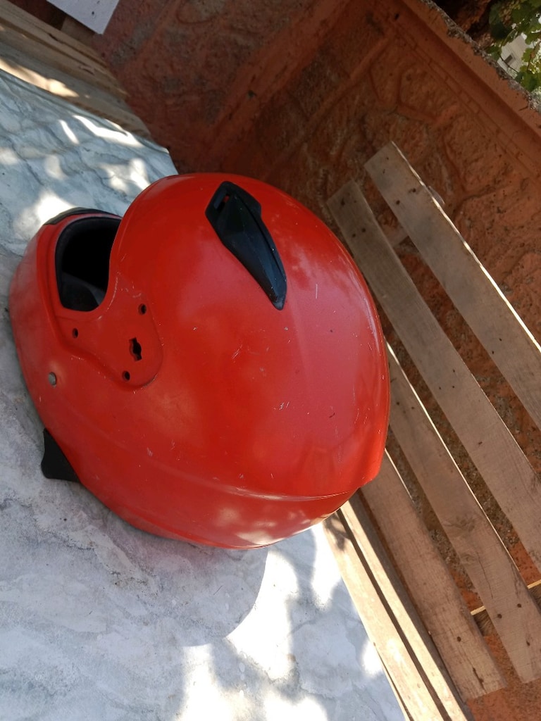 KASK GÖRÜNDÜĞÜ GİBİ SADECE CAMI DÜŞTÜ BAŞKA SORUNU YOK TERTEMİZ - 4
