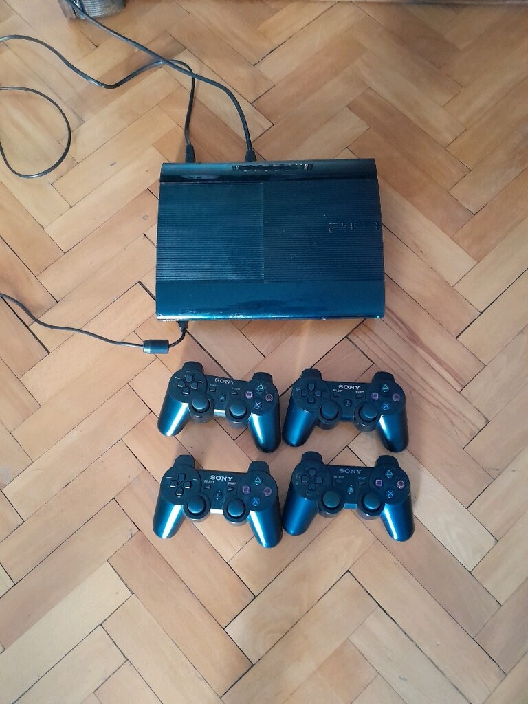 Sony ps3 - 2