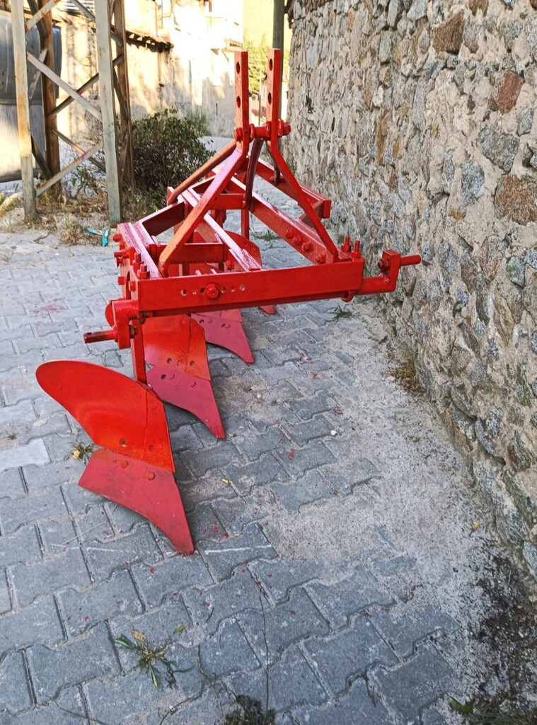Temiz 4'lü pulluk - 2