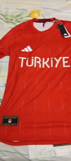 Adidas orijinal formalar
