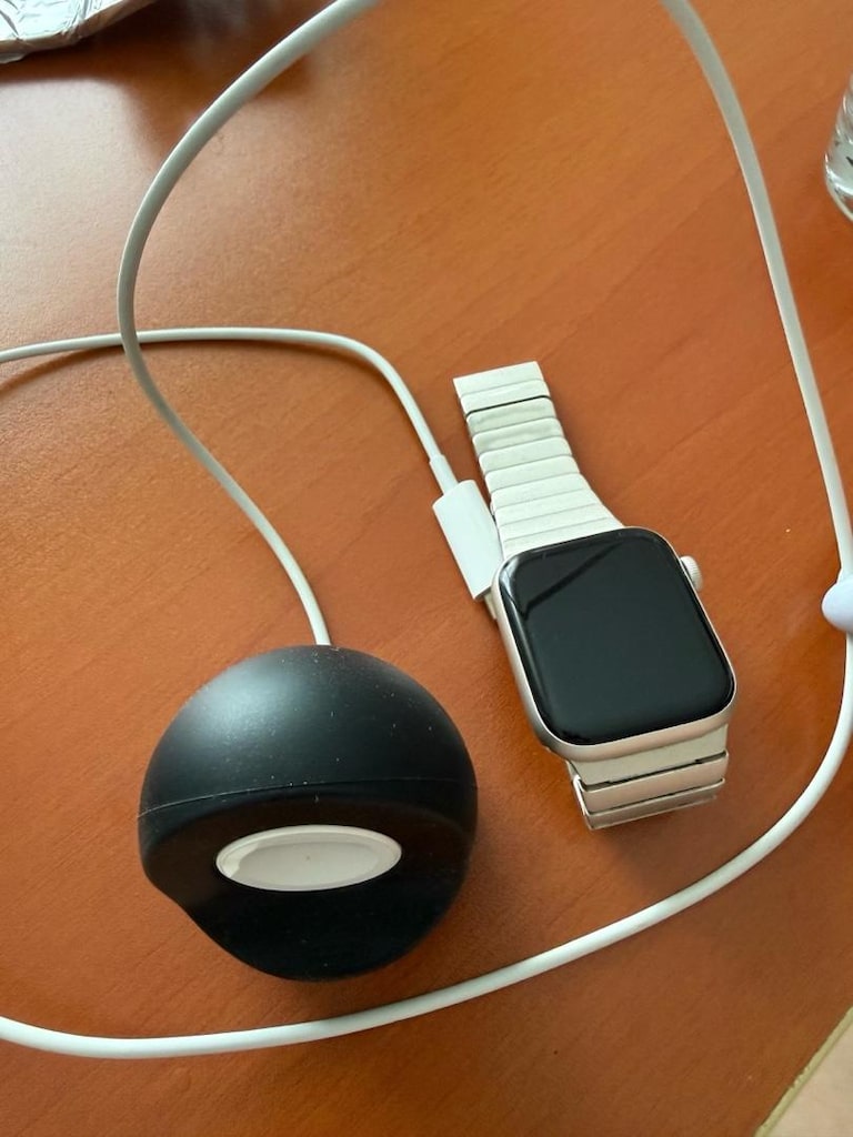 Apple Watch SE 44mm Aluminum Case Starlight - 5