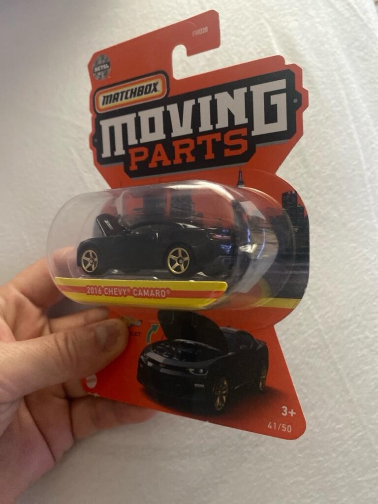 matchbox 2016chevy camaro - 4