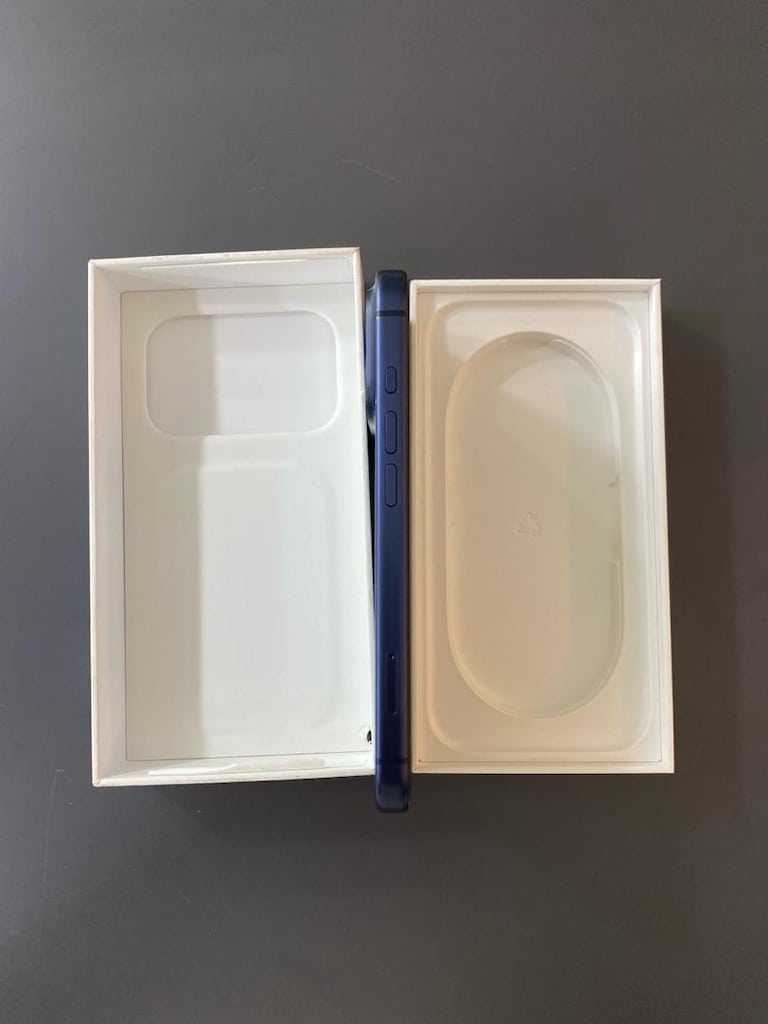 IPHONE 17 PRO 256 GB ABİS MAVİ DEĞİŞENSİZ TERTEMİZ - 3
