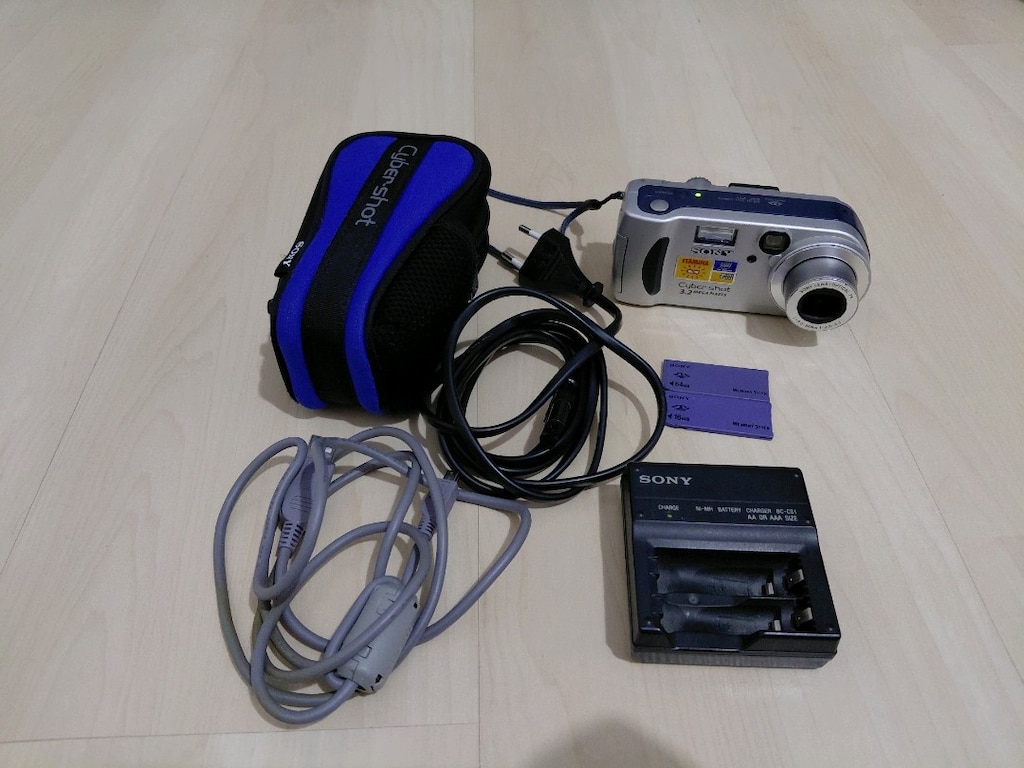 Nostaljik Y2K Sony Cyber-shot 3.2 MP Full Aksesuarlı Set - 8