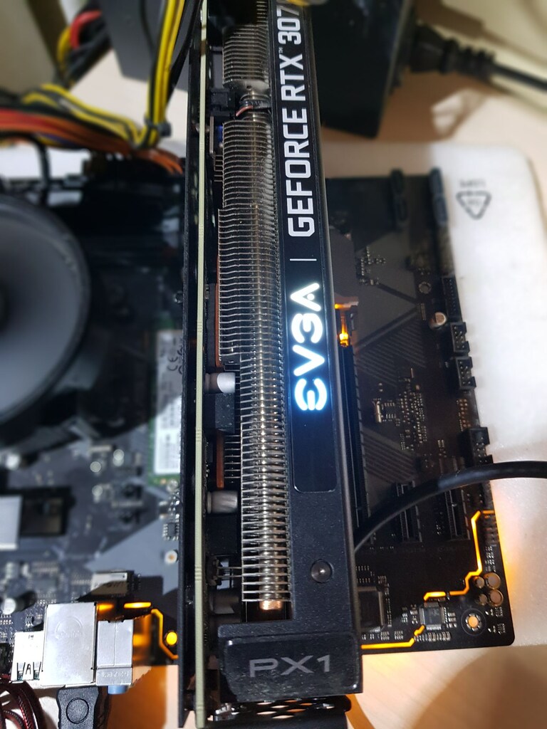 EVGA GEFORCE RTX 3070 8GB EKRAN KARTI - 8