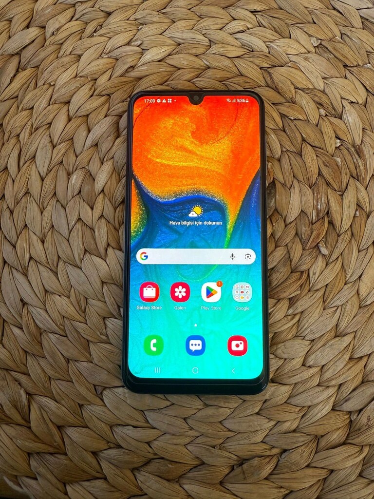 Samsung Galaxy A30 64gb - 8