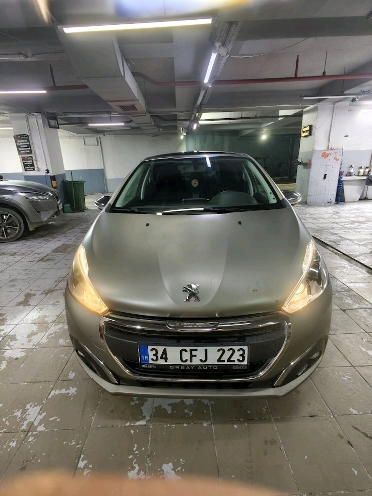 Peugeot 208 2015 MODEL CAM TAVANLI Tum ağır bakımları yapılmış temiz - 10