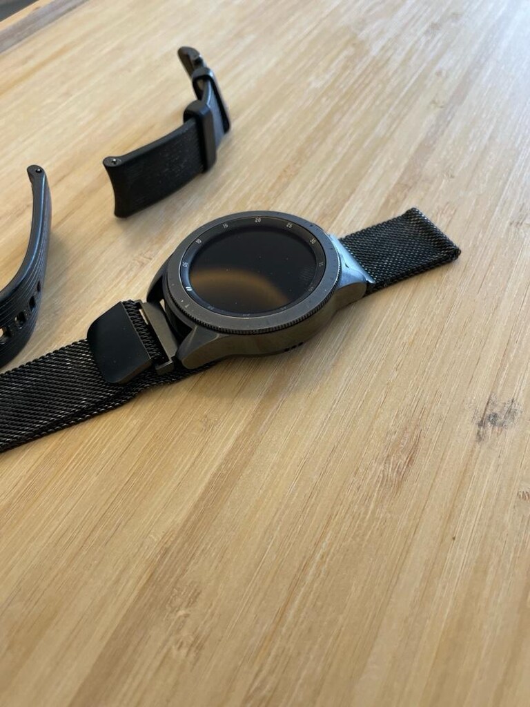 Samsung Galaxy Watch 42mm (SM-R810) — Siyah | Kutulu + Manyetik Ayarla - 4