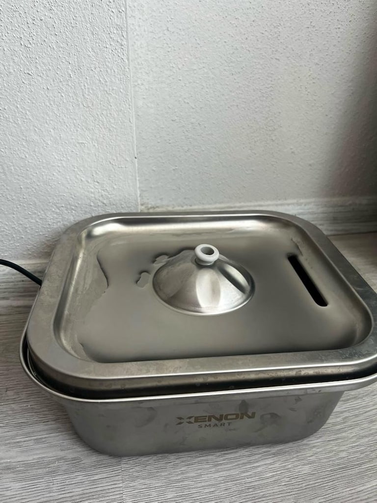 XENON OTOMATİK KEDİ TUVALETİ VE MAMA KAPLARI