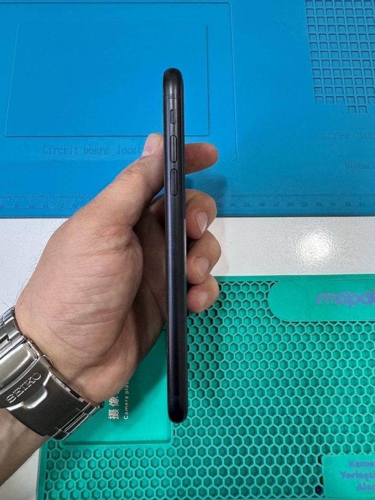 İPHONE XR 64 GB TR - 4