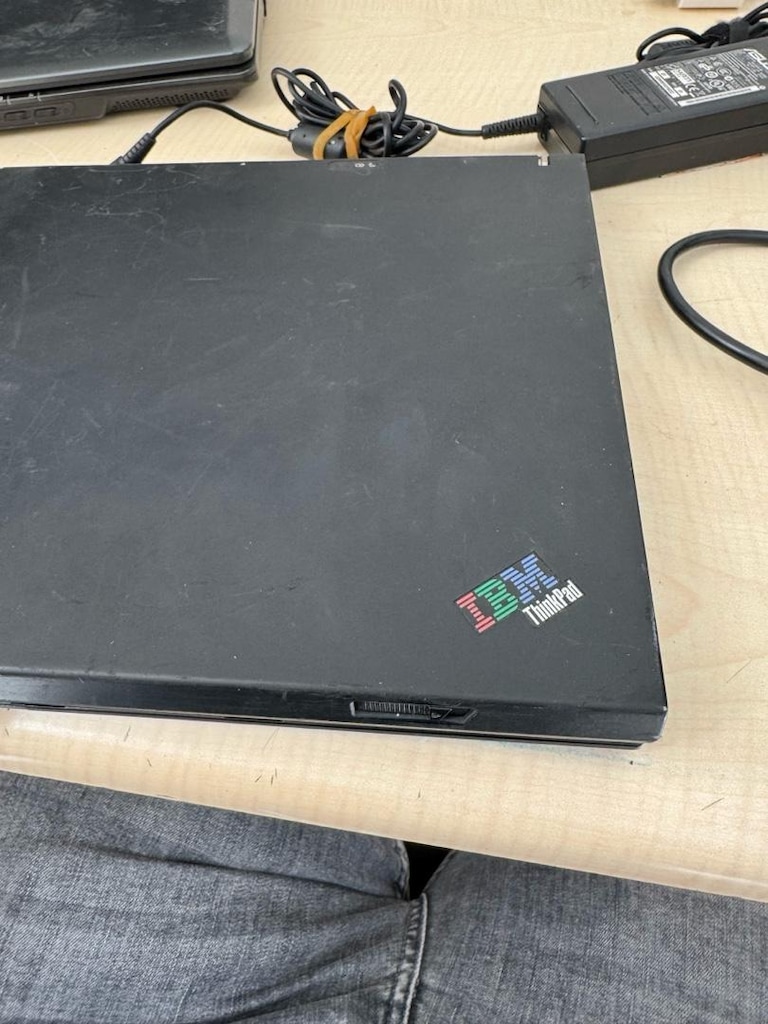IBM ThinkPad T43 / Retro Laptop + Şarj Aleti (LPT Portlu) - 2