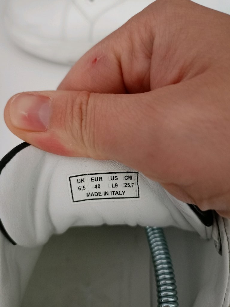 Orijinal Valentino Garavani Beyaz Deri Sneaker – 40 Numara - 3