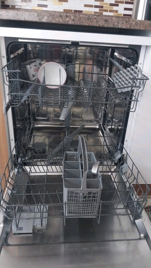 temiz çalışır durumda bulaşık makinesi - 5