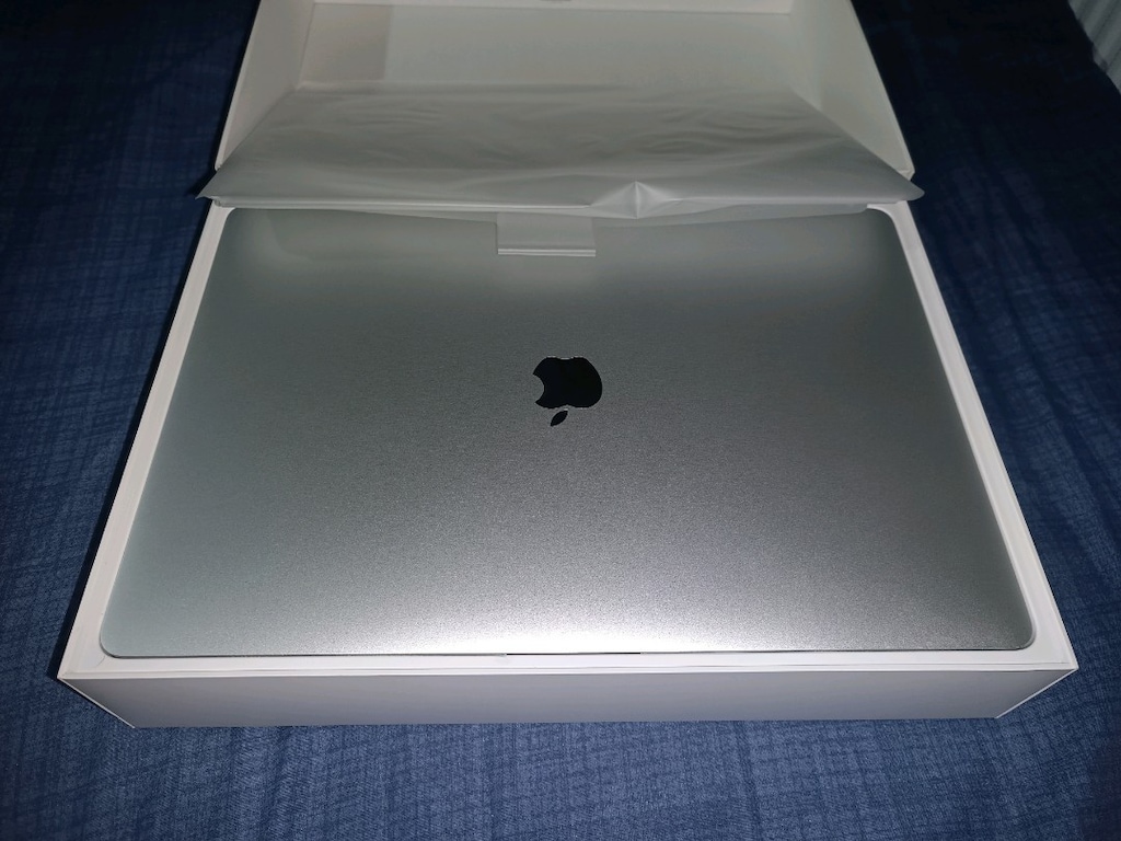 MACBOOK PRO 2018 15" i7 512 SSD 16 GB RAM ( KUSURSUZ..! ) - 4