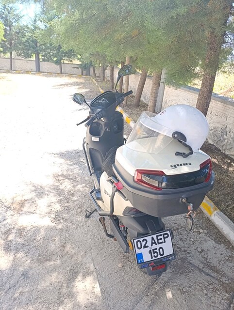 SADECE OKULA GİTMEK İÇİN KULLANILAN SIFIR AYARINDA ELEKTRİKLİ MOTOR.