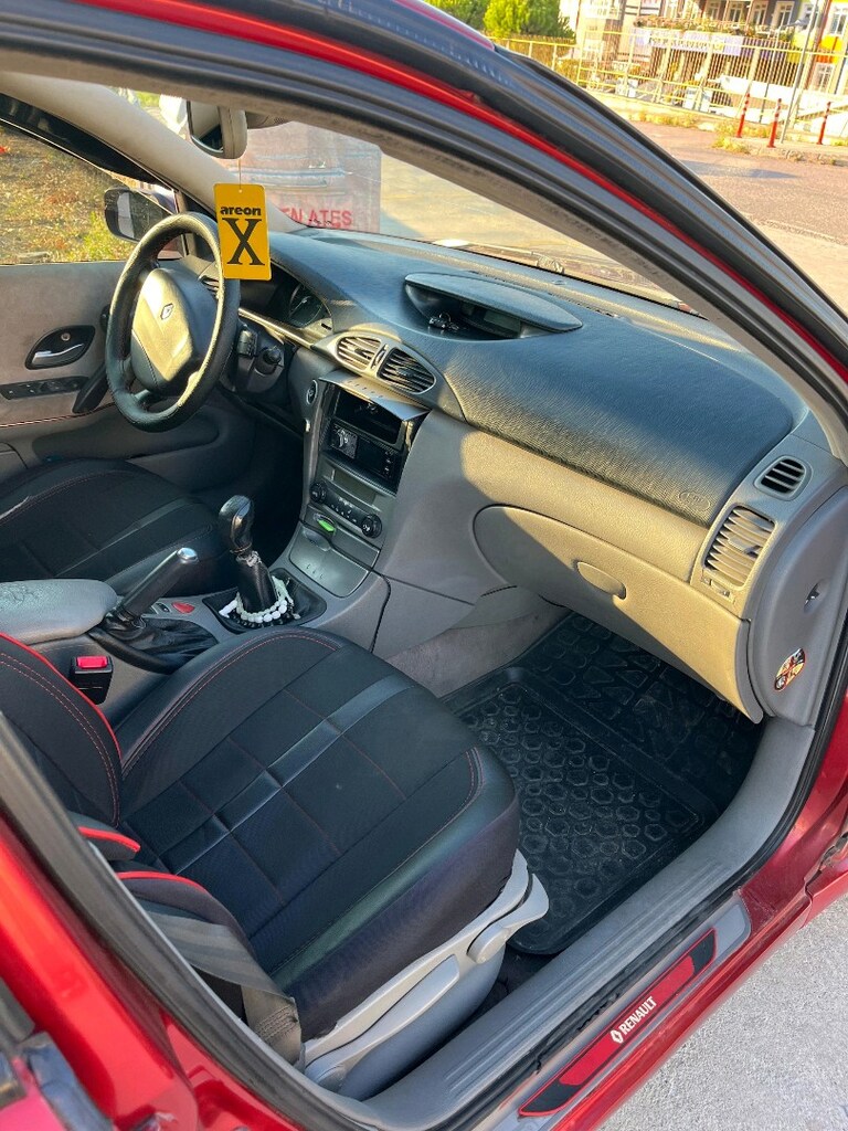 2003 laguna2 1.6 16 valf aciliyet durumu var - 9