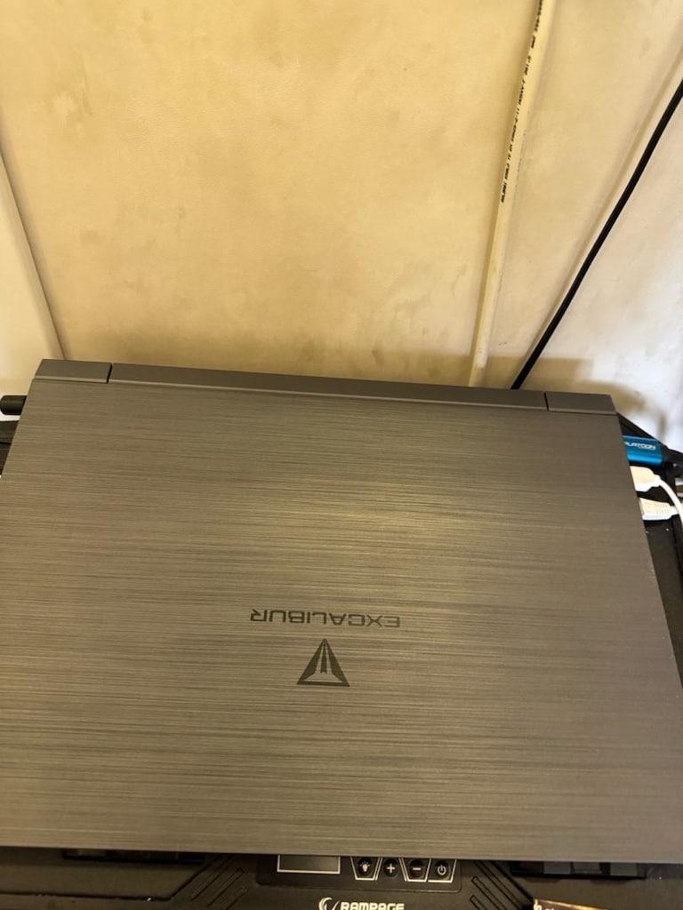 Excalibur G870 i7-13620H 32GB 1TB 8GB RTX5050 165HZ 15.6" Freedos Gami - 2