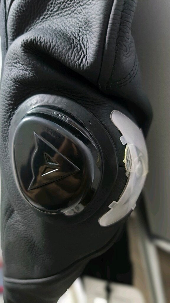 deri mont dainese - 7