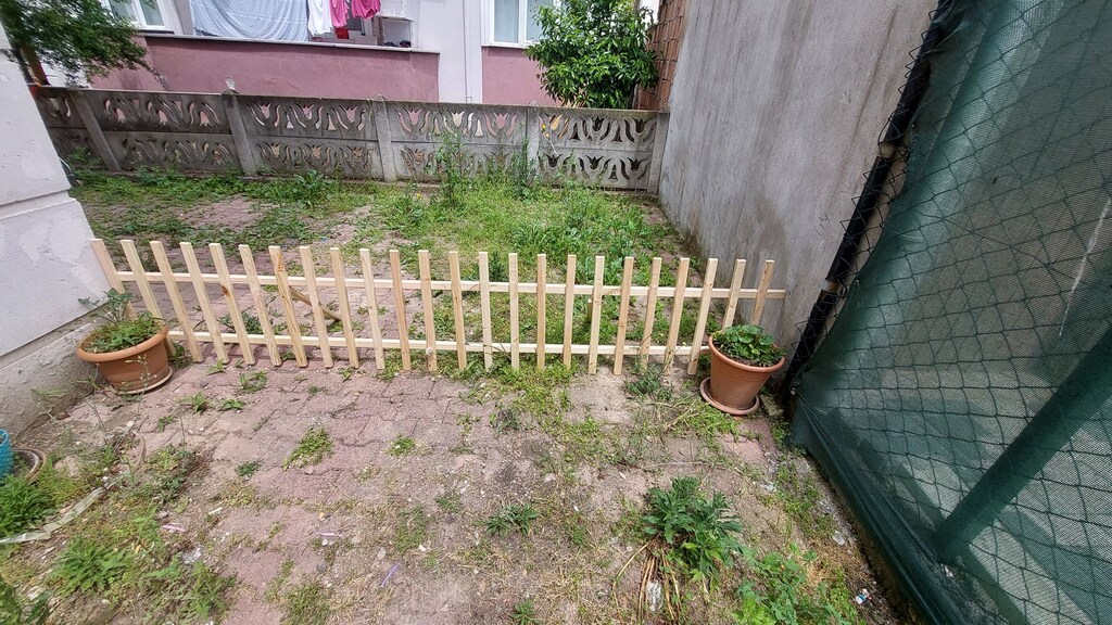 Ahşap bahçe sınır çiti - 2