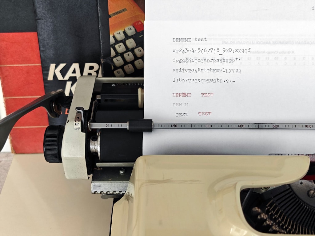 Koleksiyonluk Çantalı Brother Deluxe 1613 Daktilo - 4