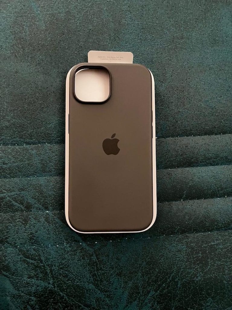 iPhone 15 Kil Rengi Silikon Kılıf - 2