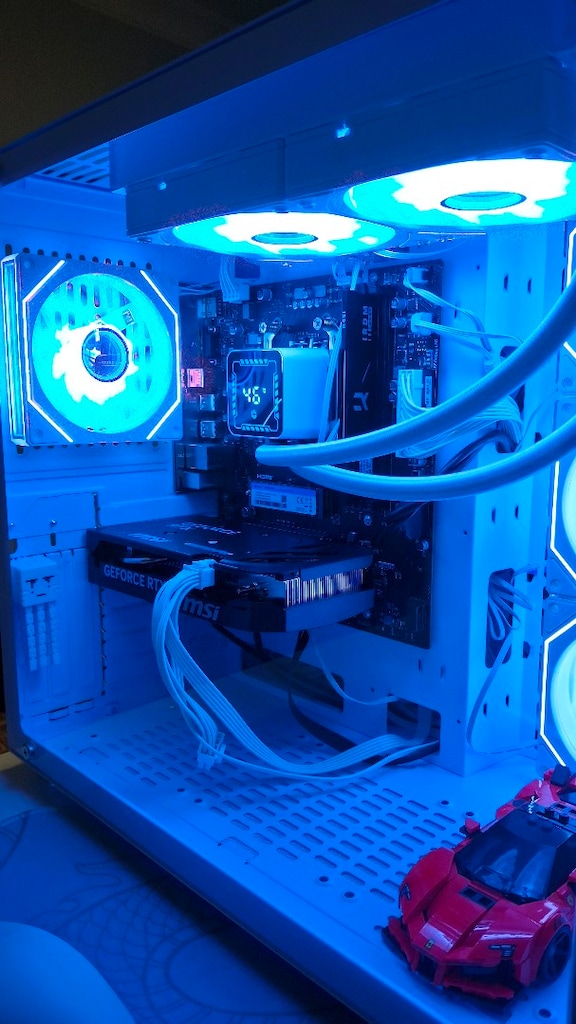 Sıfır Ayarında / 2 Yıl Garantili / RTX 5060 + Ryzen 5 7600 - 2