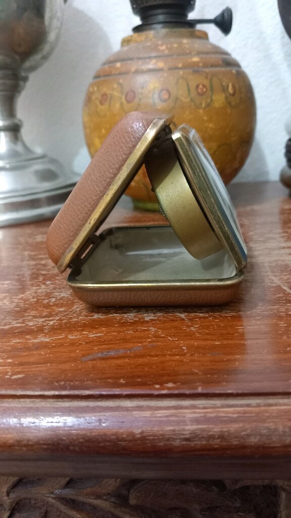 Avrupa seyahat saati. Alarımlı , takvimli - 5