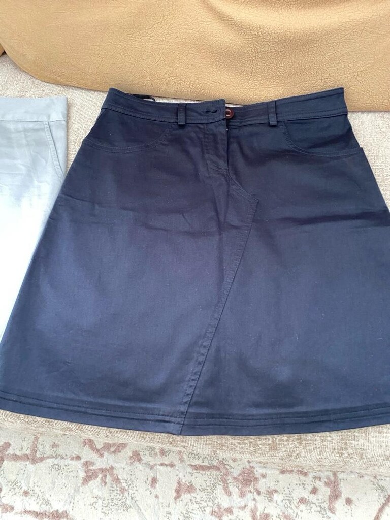 3 adet mini etek yeni hiç giyiledi
