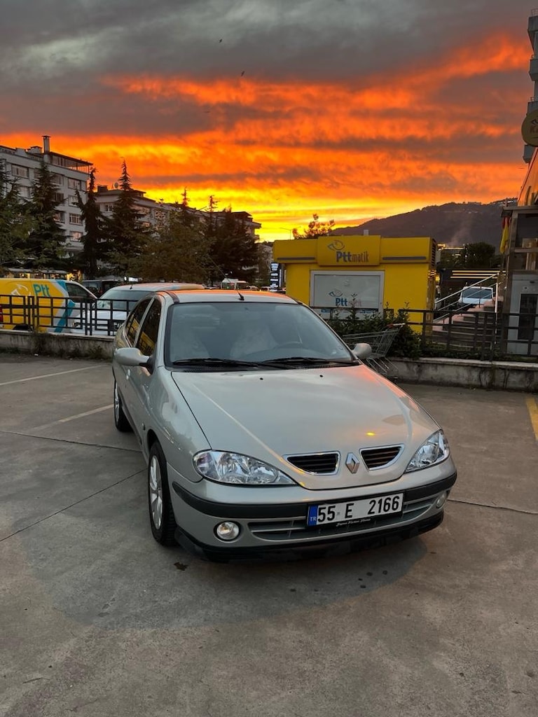megane 1 RTE 2001 - 4