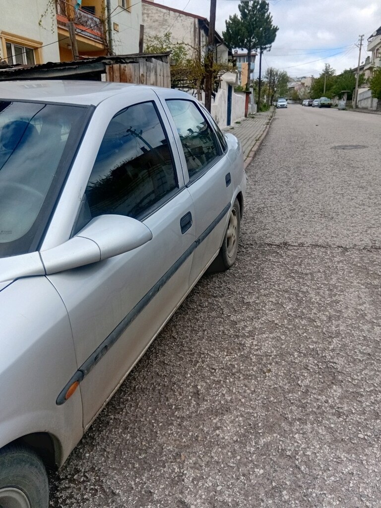 opel vectra 1998 1.6 - 2