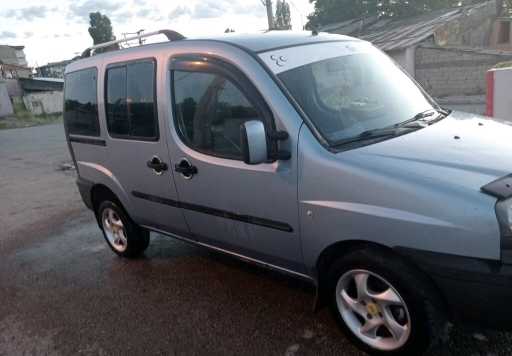 Doblo 1.3 Multijet - 4