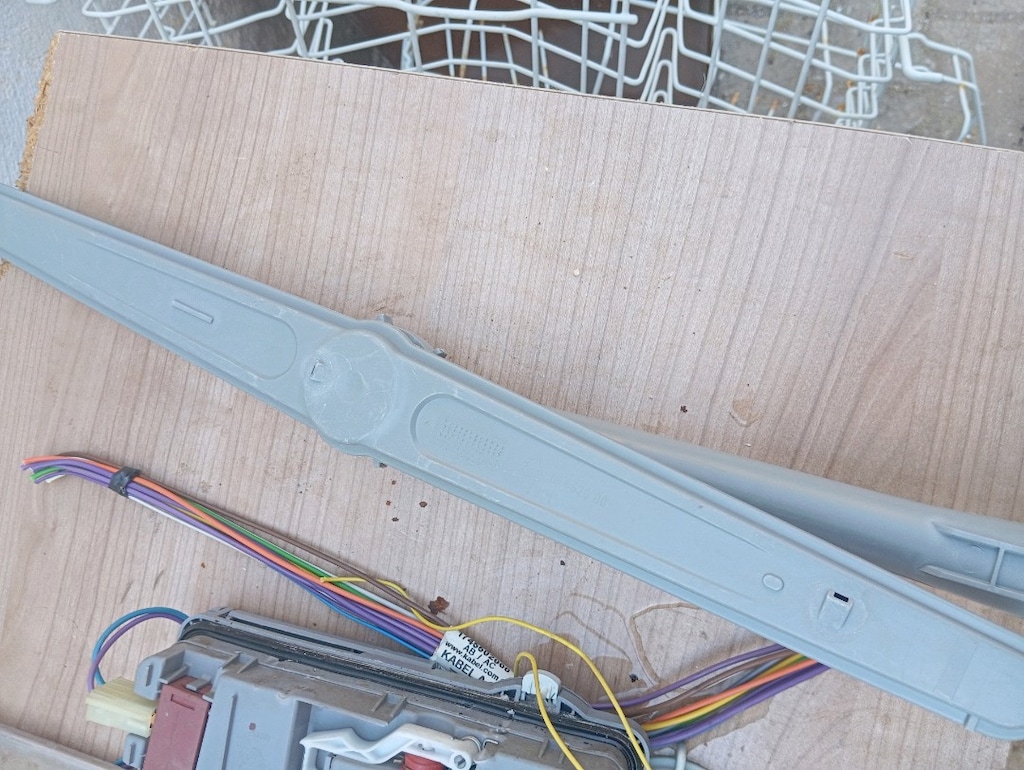 Arçelik Bulaşık Makinesi 6230h parçaları - 11