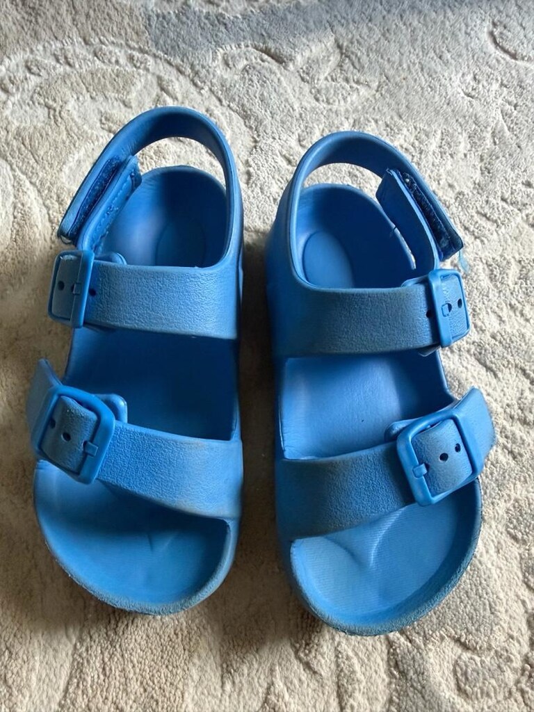 H&M 26 numara sandalet